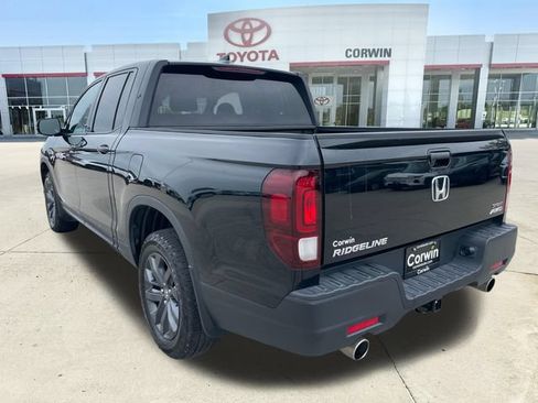 Used 2023 Honda Ridgeline Sport image 3