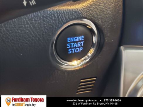 Used 2023 Toyota 4Runner Limited AWD/4WD image 25