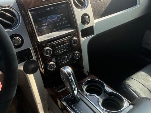 Used 2014 Ford F150 Platinum image 16
