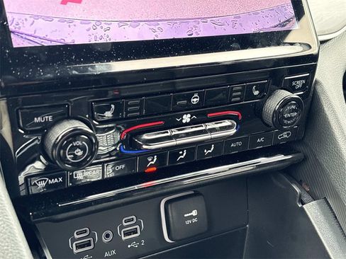 New 2025 Jeep Grand Cherokee L Limited w/ Black Appearance Package image 33