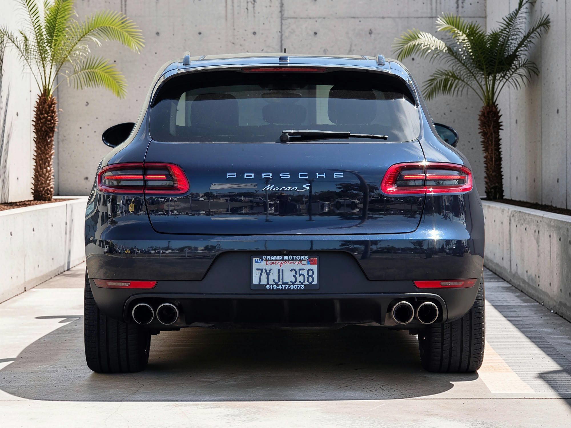 Used 2017 Porsche Macan S AWD/4WD image 6