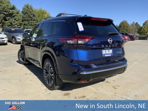 New 2026 Nissan Rogue Platinum w/ Platinum Premium Package image 3