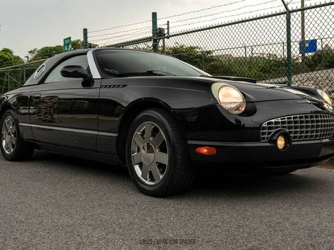 Used 2003 Ford Thunderbird RWD image 19