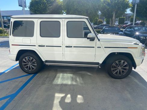 Used 2025 Mercedes-Benz G 550 image 5