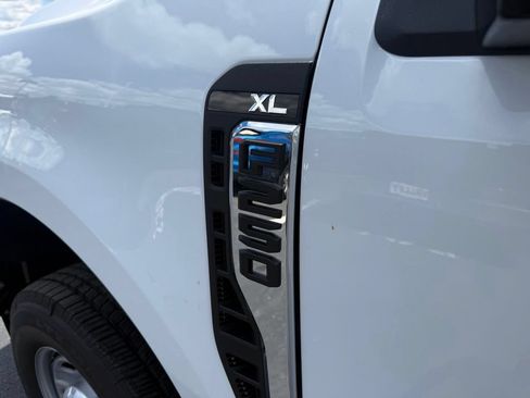 New 2026 Ford F250 XL AWD/4WD image 12