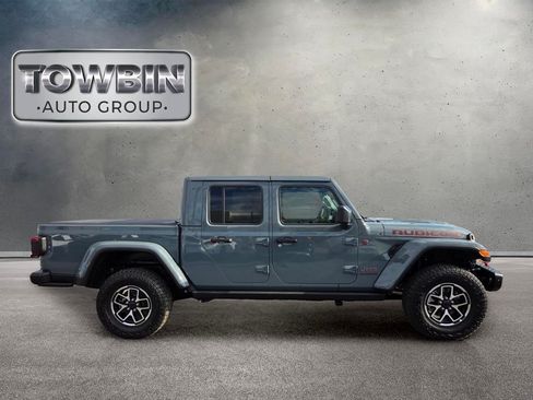 Used 2026 Jeep Gladiator Rubicon AWD/4WD image 3
