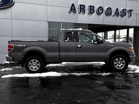 Used 2012 Ford F150 XLT w/ XLT Chrome Pkg image 2