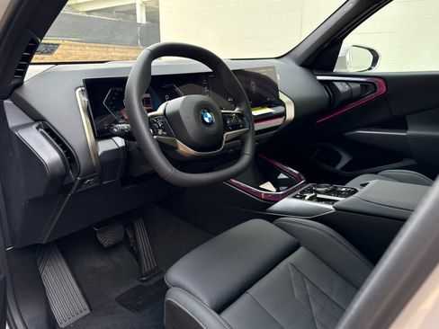 Used 2025 BMW X3 xDrive30i w/ Convenience Package image 12