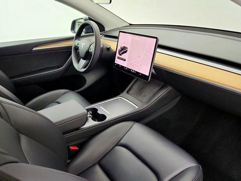 Used 2023 Tesla Model Y Long Range AWD/4WD image 28