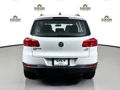 Used 2017 Volkswagen Tiguan Limited w/ Premium Package AWD/4WD image 6