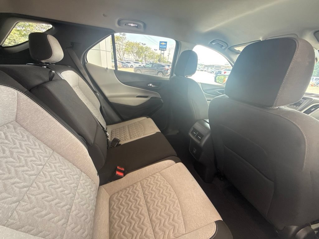 Used 2024 Chevrolet Equinox LT FWD image 41