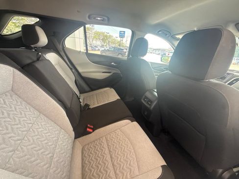 Used 2024 Chevrolet Equinox LT FWD image 41
