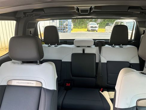 Used 2024 GMC Hummer EV 3X w/ Extreme Off-Road Package image 33