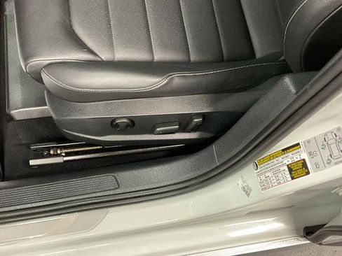 Used 2019 Volkswagen Golf Alltrack SEL image 11