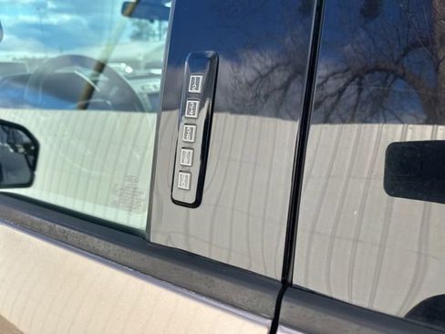 Used 2018 Ford F150 XLT image 10