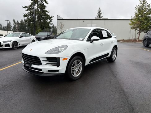 Used 2020 Porsche Macan image 2
