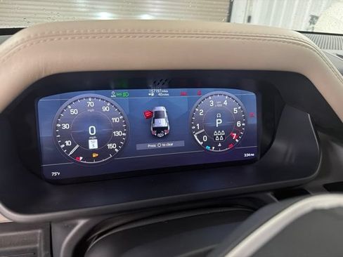 Used 2020 Land Rover Defender 110 HSE AWD/4WD image 30
