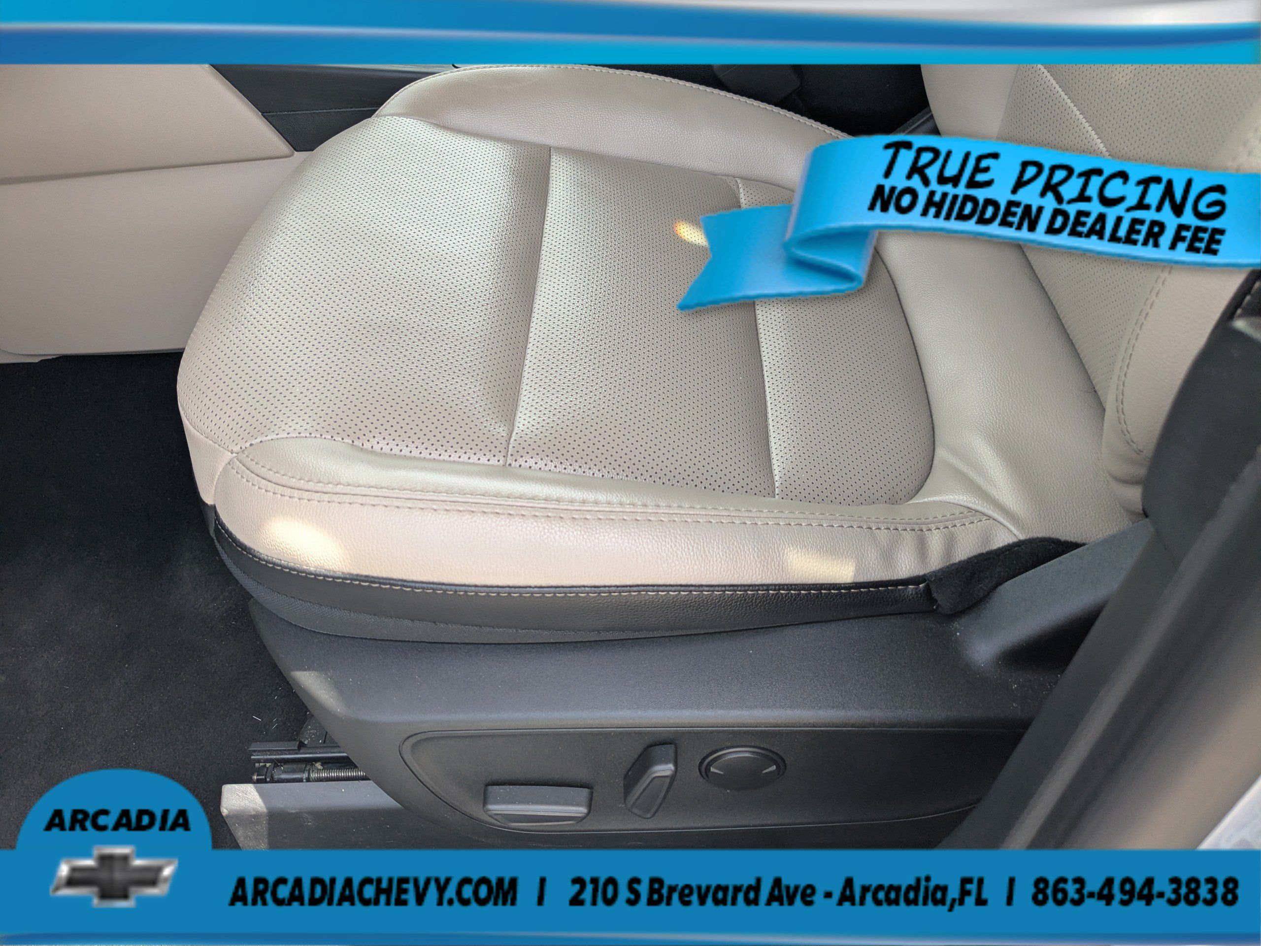 Used 2022 Ford Escape SEL w/ Technology Package FWD image 21