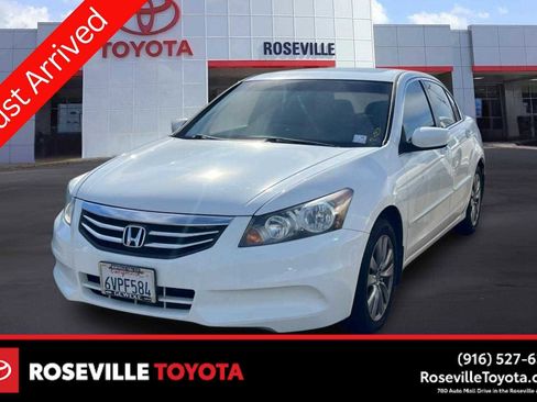 Used 2012 Honda Accord EX image 1