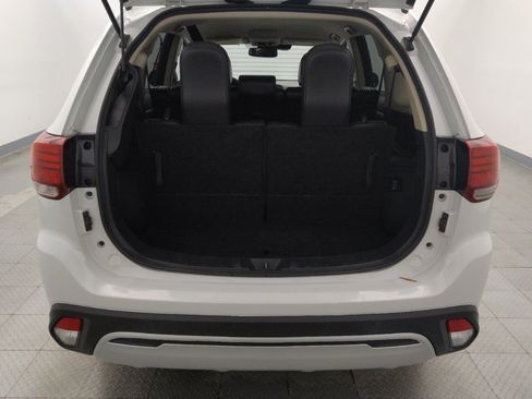 Used 2020 Mitsubishi Outlander SEL AWD/4WD image 29
