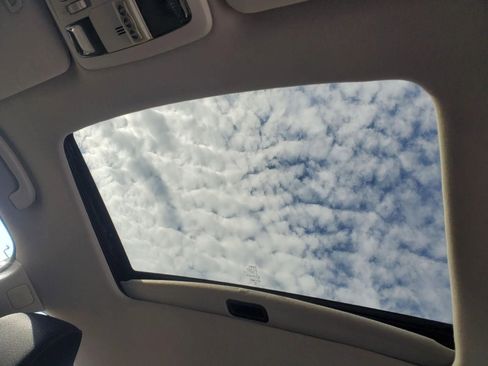 Used 2017 Subaru Legacy 2.5i Premium image 10