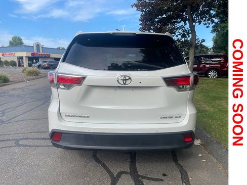 Used 2016 Toyota Highlander Limited Platinum AWD/4WD image 8