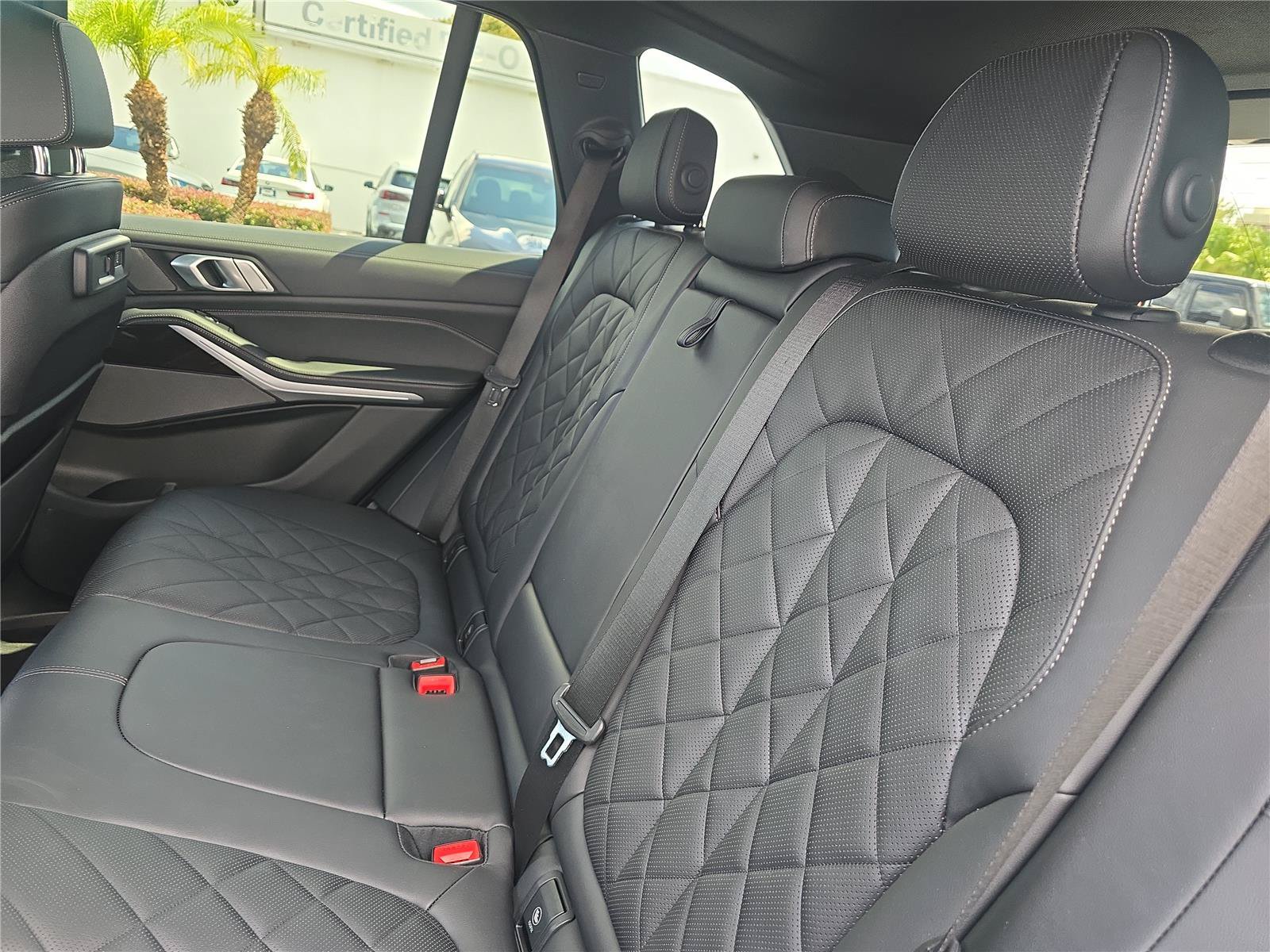 Used 2023 BMW X5 sDrive40i w/ M Sport Package RWD image 13