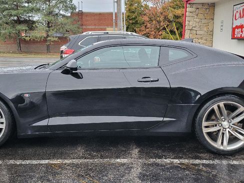 Used 2018 Chevrolet Camaro LT w/ RS Package image 12