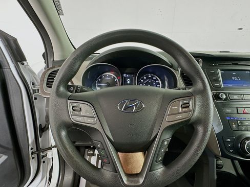 Used 2017 Hyundai Santa Fe Sport FWD image 11