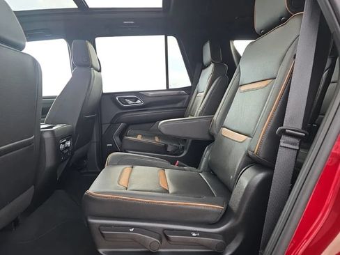 Used 2023 GMC Yukon AT4 AWD/4WD image 17