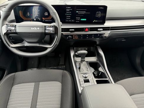 Certified 2026 Kia Sorento LX FWD image 10