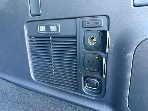 Certified 2025 Ford Expedition Max Active image 11