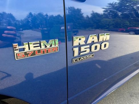 Used 2019 RAM 1500 Big Horn AWD/4WD image 9