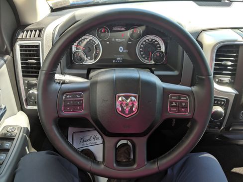 Used 2019 RAM 1500 Big Horn w/ Rambox Value Package image 8