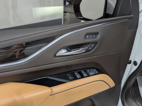 Used 2023 Cadillac Escalade Sport image 17