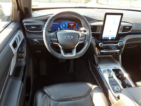 Used 2022 Ford Explorer ST w/ Equipment Group 401A image 11