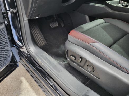 New 2026 Chevrolet Equinox RS w/ Convenience Package III image 27