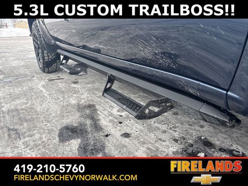Used 2021 Chevrolet Silverado 1500 Custom Trail Boss w/ LPO, Dark Essentials Package image 32