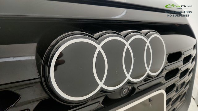 Used 2024 Audi Q8 e-tron Premium Plus w/ Premium Plus Package AWD/4WD image 31