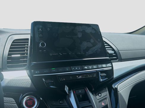New 2026 Honda Odyssey Touring image 12