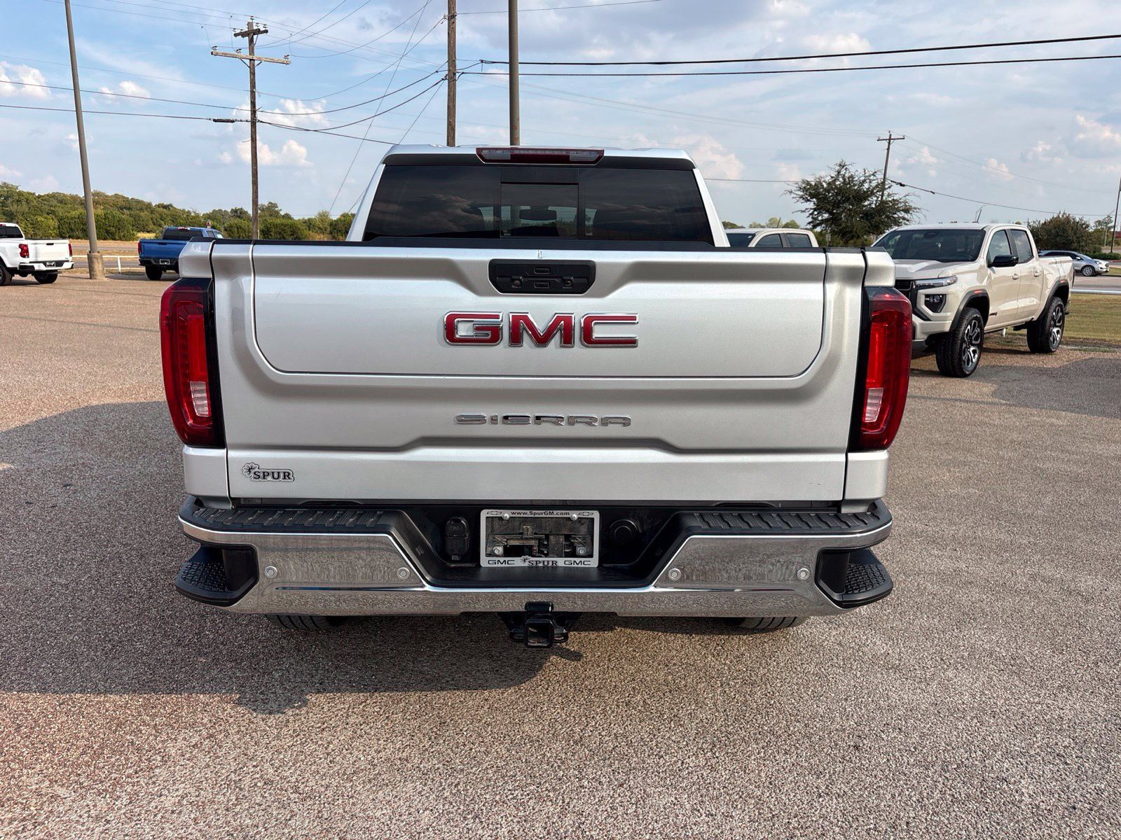 Used 2021 GMC Sierra 1500 SLT w/ SLT Premium Plus Package RWD image 5