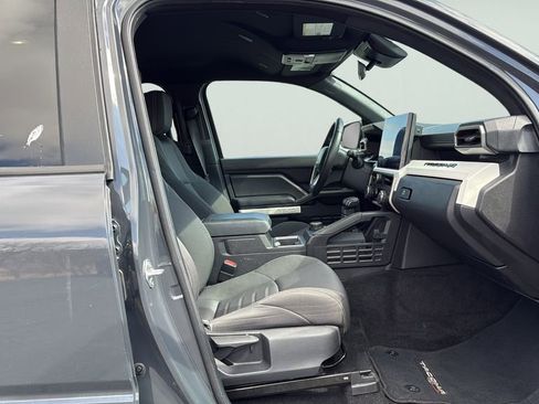 Used 2024 Toyota Tacoma TRD Off-Road image 11