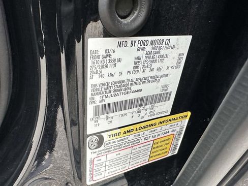 Used 2016 Ford Expedition Limited image 32