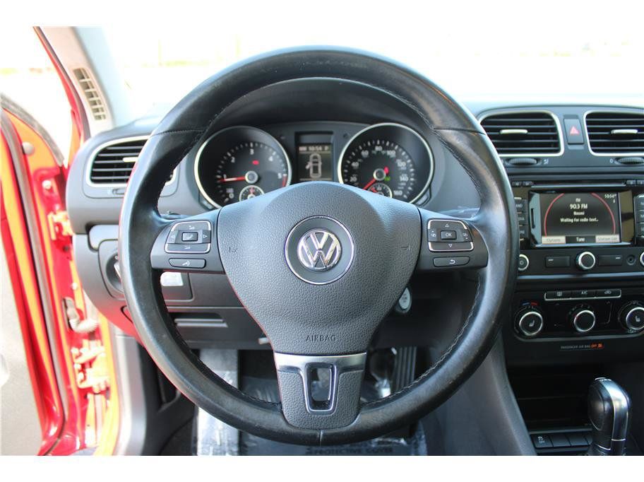 Used 2014 Volkswagen Jetta TDI FWD image 16