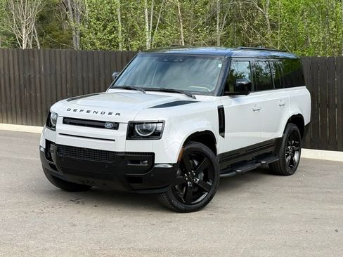 New 2026 Land Rover Defender 130 X-Dynamic SE AWD/4WD image 1