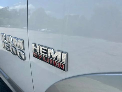 Used 2017 RAM 1500 Laramie w/ Convenience Group AWD/4WD image 11