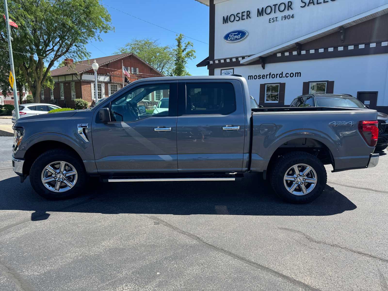 Used 2025 Ford F150 XLT w/ Equipment Group 301A Standard AWD/4WD image 6