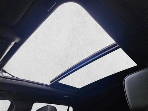 Used 2023 Chevrolet Tahoe RST image 16