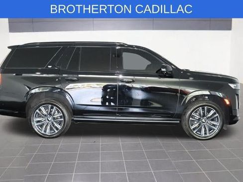 Used 2024 Cadillac Escalade Sport Platinum w/ Heavy-Duty Trailer Package AWD/4WD image 9