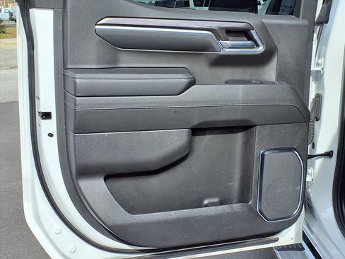 Certified 2024 Chevrolet Silverado 1500 LTZ image 18